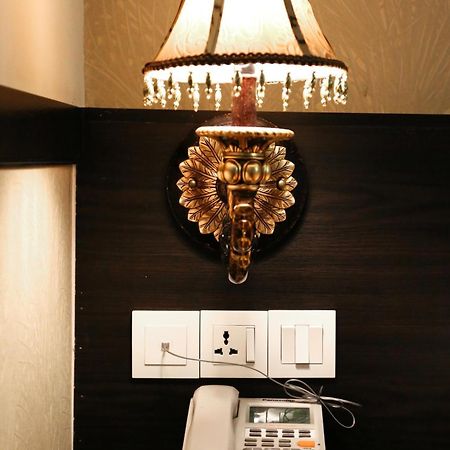 K Garden Hotel Parit Buntar Kamer foto